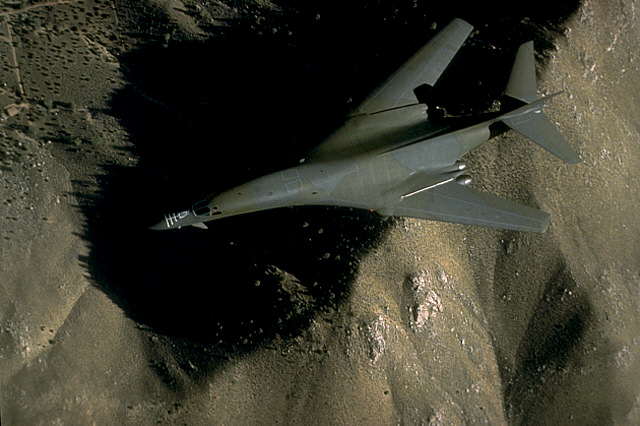 b1_1.jpg (36217 bytes)